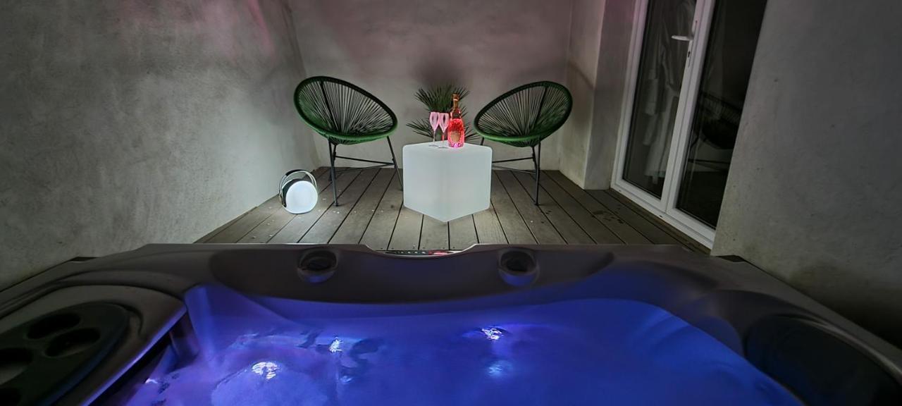 L'Acqua Dolce - La Rochelle - Ile De Re - Jacuzzi Leilighet Eksteriør bilde